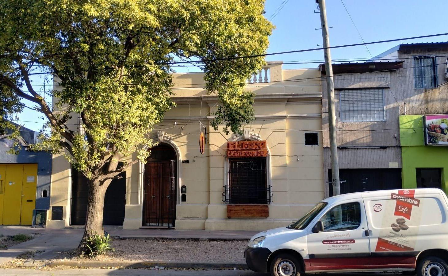 VENTA CASA BARRIO PUEYRREDON 3 DORM