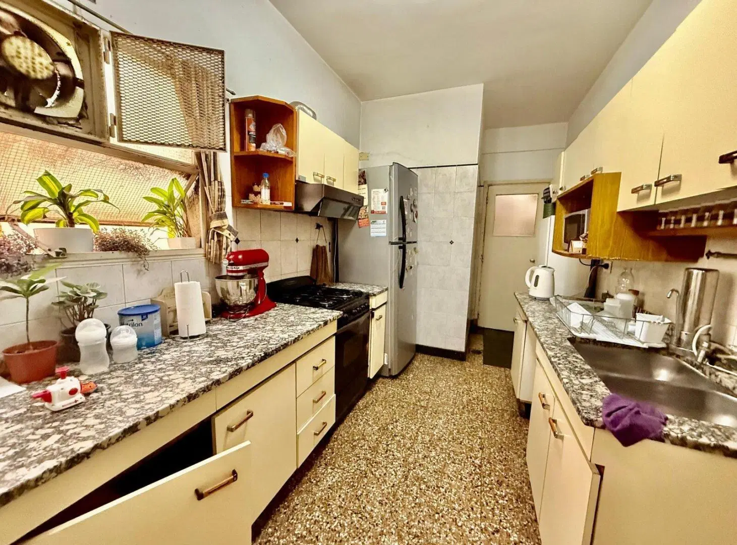 VENTA DEPARTAMENTO SEMIPISO CENTRO 5 DORM COCHERA 5