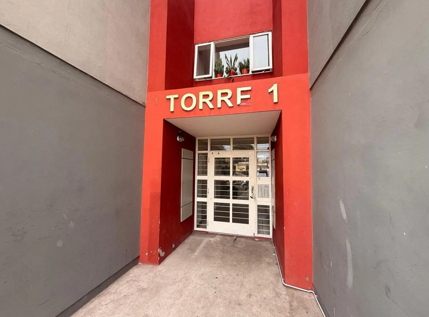 VENTA DPTO 2 DORM LOS ALAMOS COCHERA 1