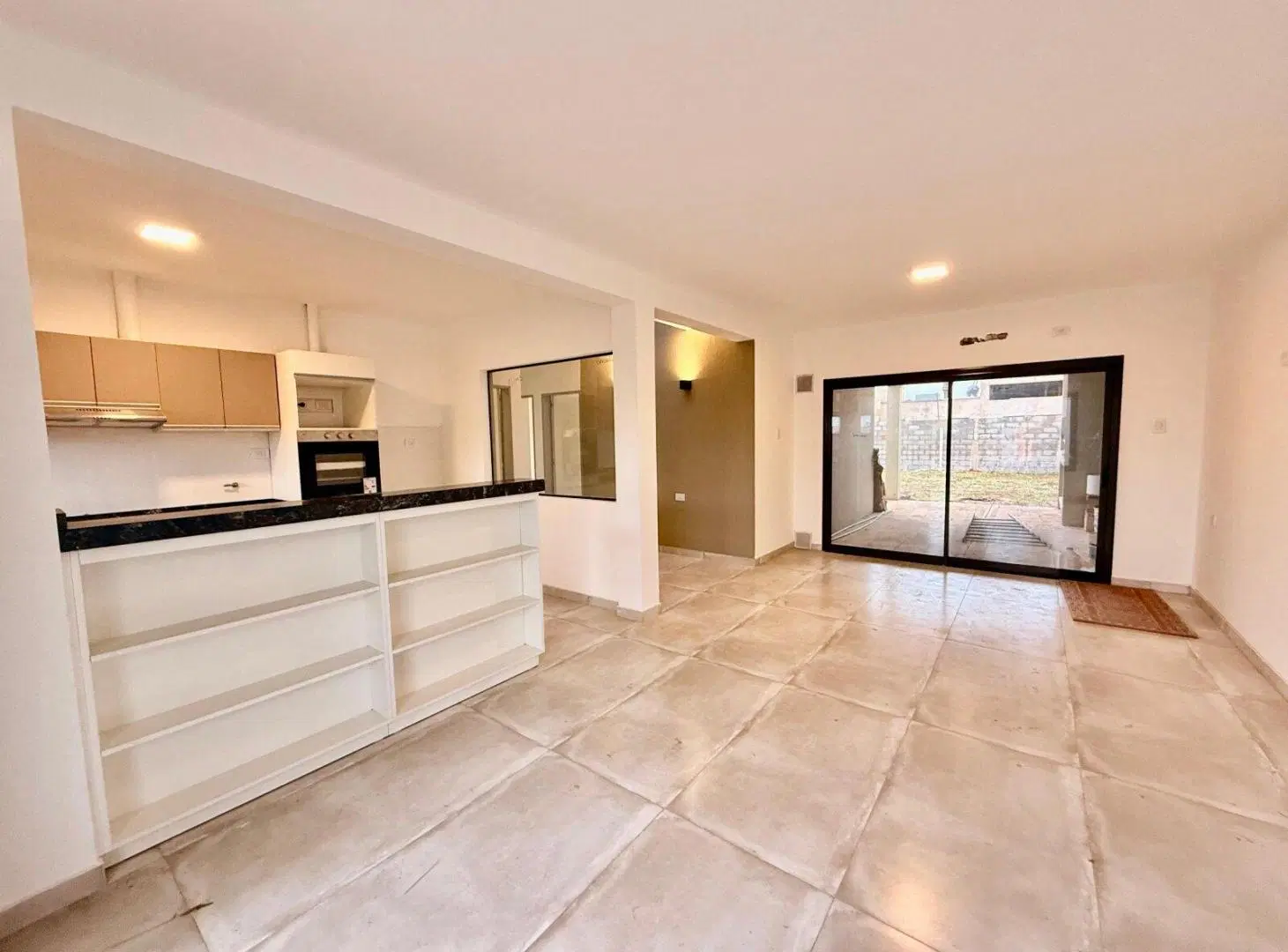CASA EN VENTA EN DOCTA 3 DORM CATEGORIA LOTE 360M2 4