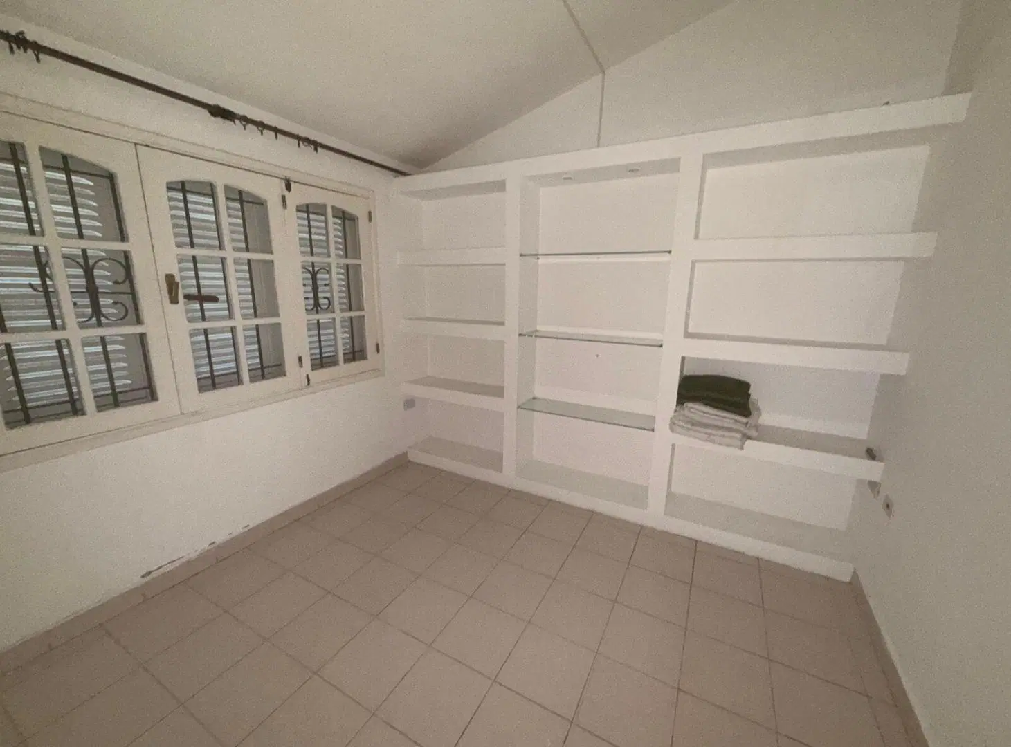 CASA EN VENTA 5 DORM CERRO DE LAS ROSAS PILETA CATEGORIA 5