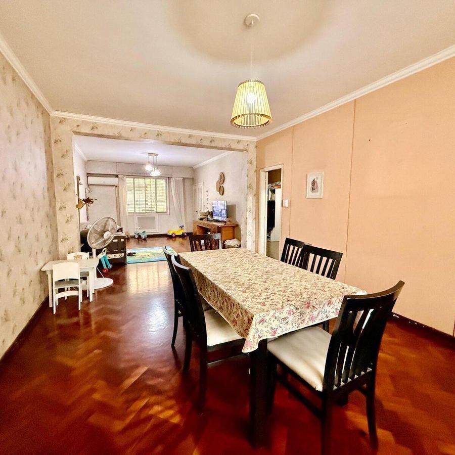Foto de DEPARTAMENTO EN VENTA SEMIPISO CENTRO 5 DORM COCHERA, imagen 4