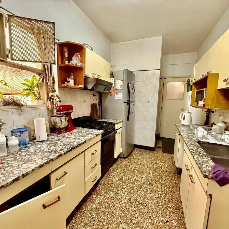 Foto de DEPARTAMENTO EN VENTA SEMIPISO CENTRO 5 DORM COCHERA, imagen 5