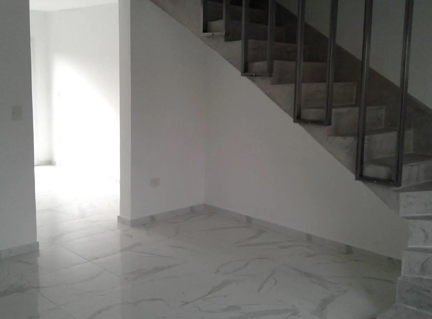 Duplex en Venta - C. Inacayal, Trelew - Impecable 2