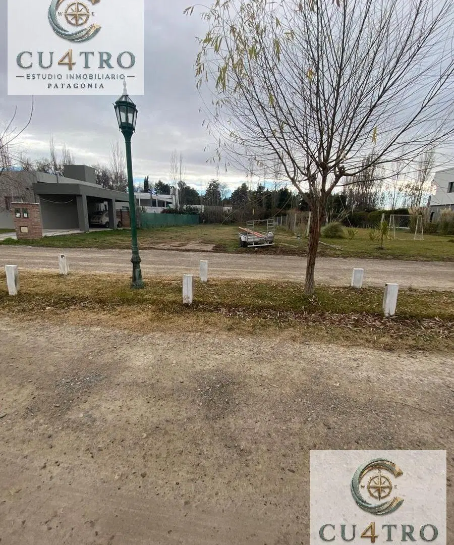 Venta de Lote de 600 m2 en Barrio Jockey Club, Gral Roca 5