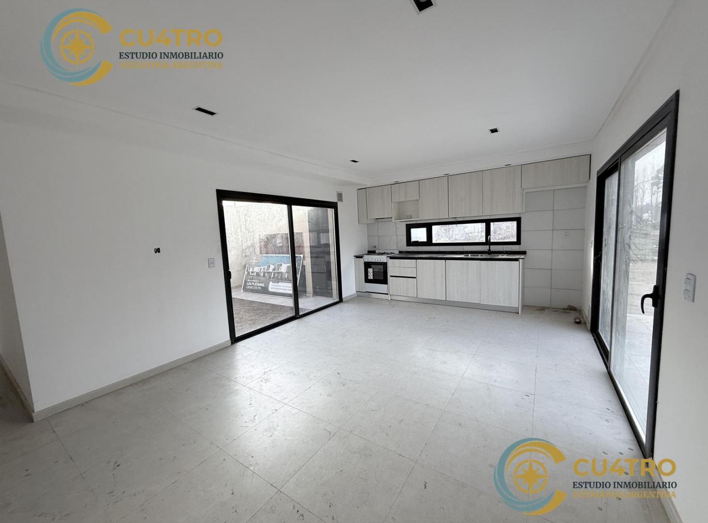 Foto de Venta duplex 2-3 dormitorios en barrio Los Plátanos- Cipolletti, imagen 4