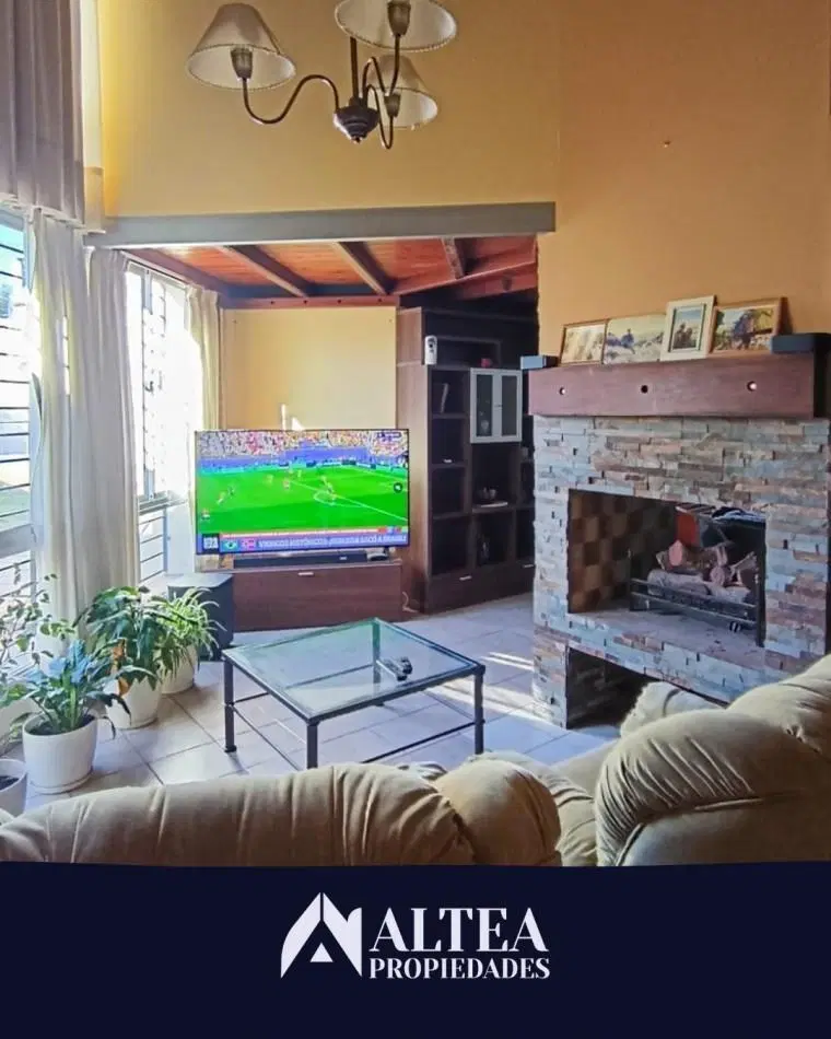 Casa en venta 3 dormitorios| La Paz 342 - Rio Tercero 3