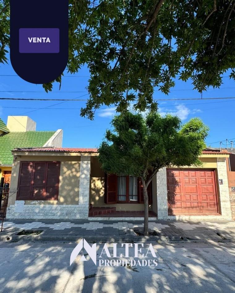 Casa 3 dormitorios en Barrio Belgrano