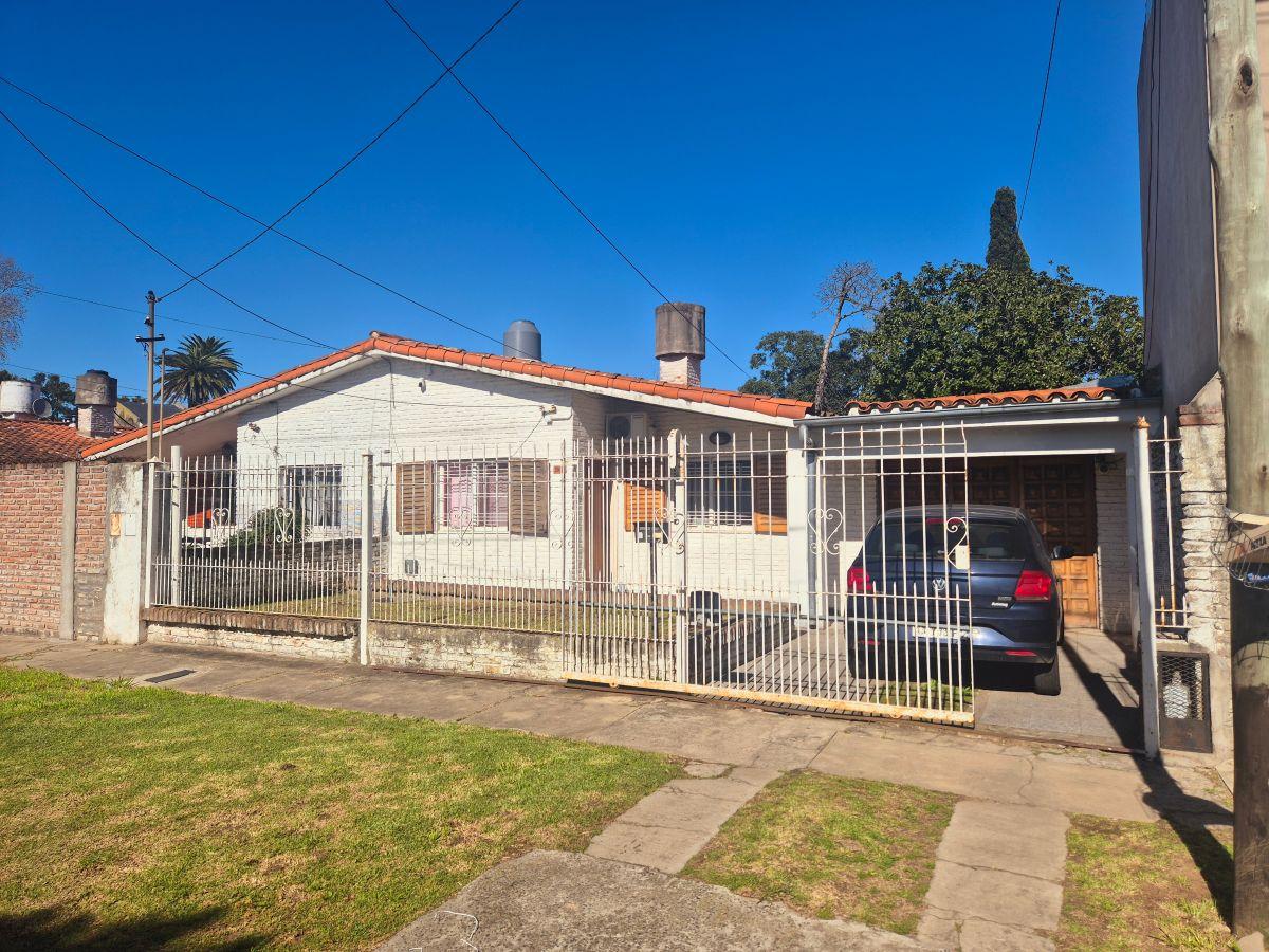 Foto de Casa de 78 m2 con 2 dormitorios en venta en Berazategui, imagen 3