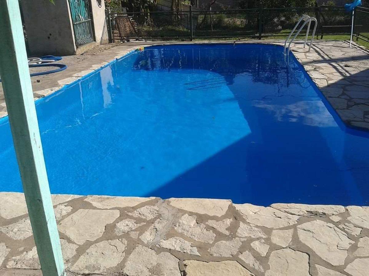 Foto de Casa de 3 ambientes con Pileta en Bosques, imagen 2