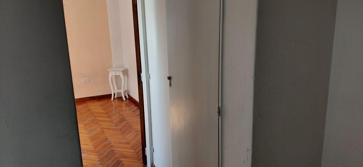 Foto de Departamento de 38 m² con 1 dormitorio en alquiler en Avellaneda, imagen 3