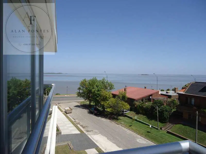 Departamento con vista al Rio Colonia 4