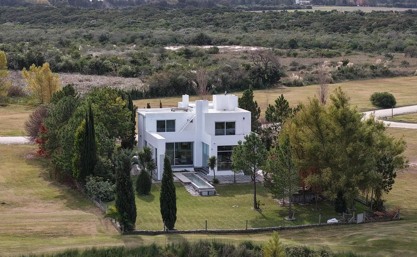 Casa en Venta en Barrio Privado, Colonia 3