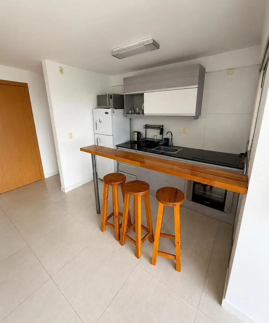 Apartamento en Alquiler - semi amoblado 2