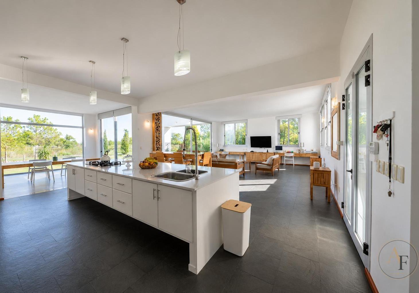 Foto de Casa en Venta en Barrio Privado, Colonia, imagen 5