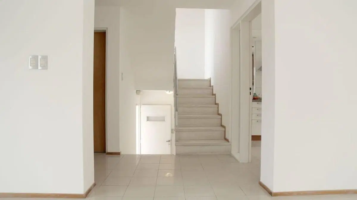 VENTA CASA EN ARGUELLO 3 DORMITORIOS CON PILETA 2