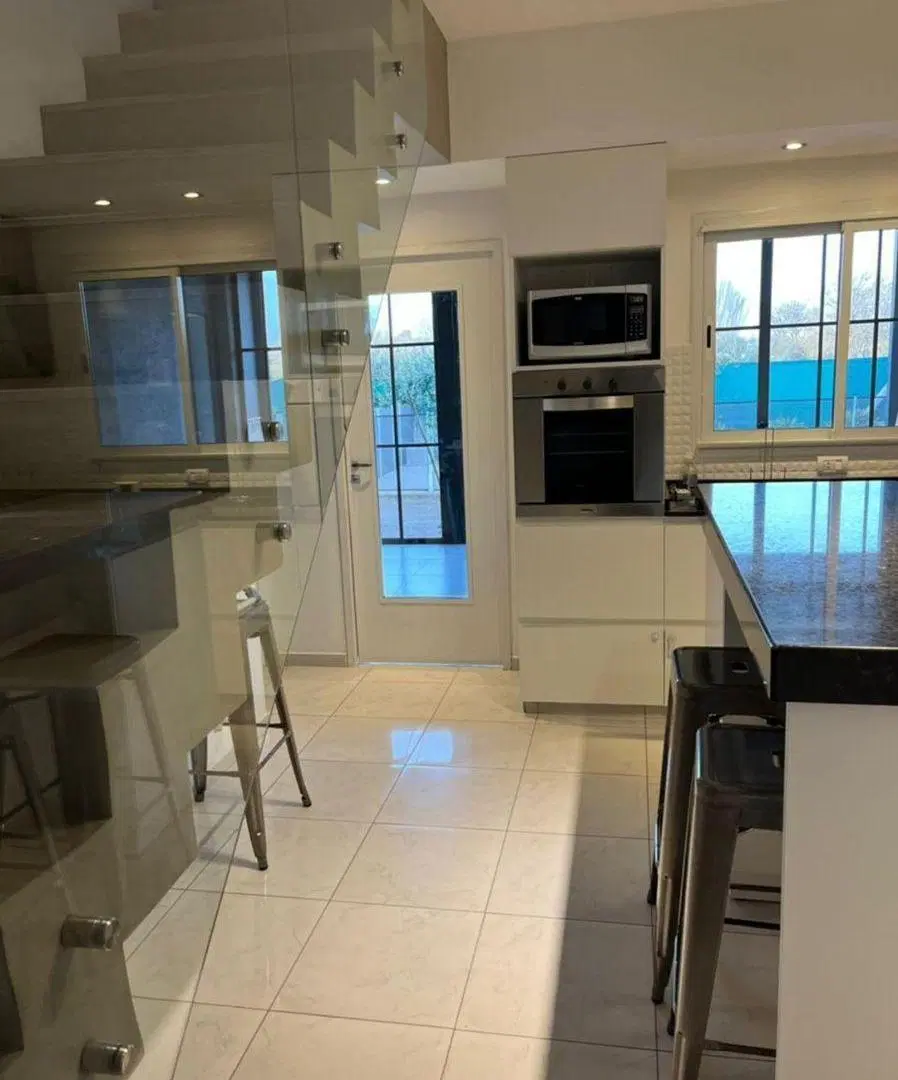 CASA EN VENTA 4 dormitorios en Las Cañitas Malagueño 3