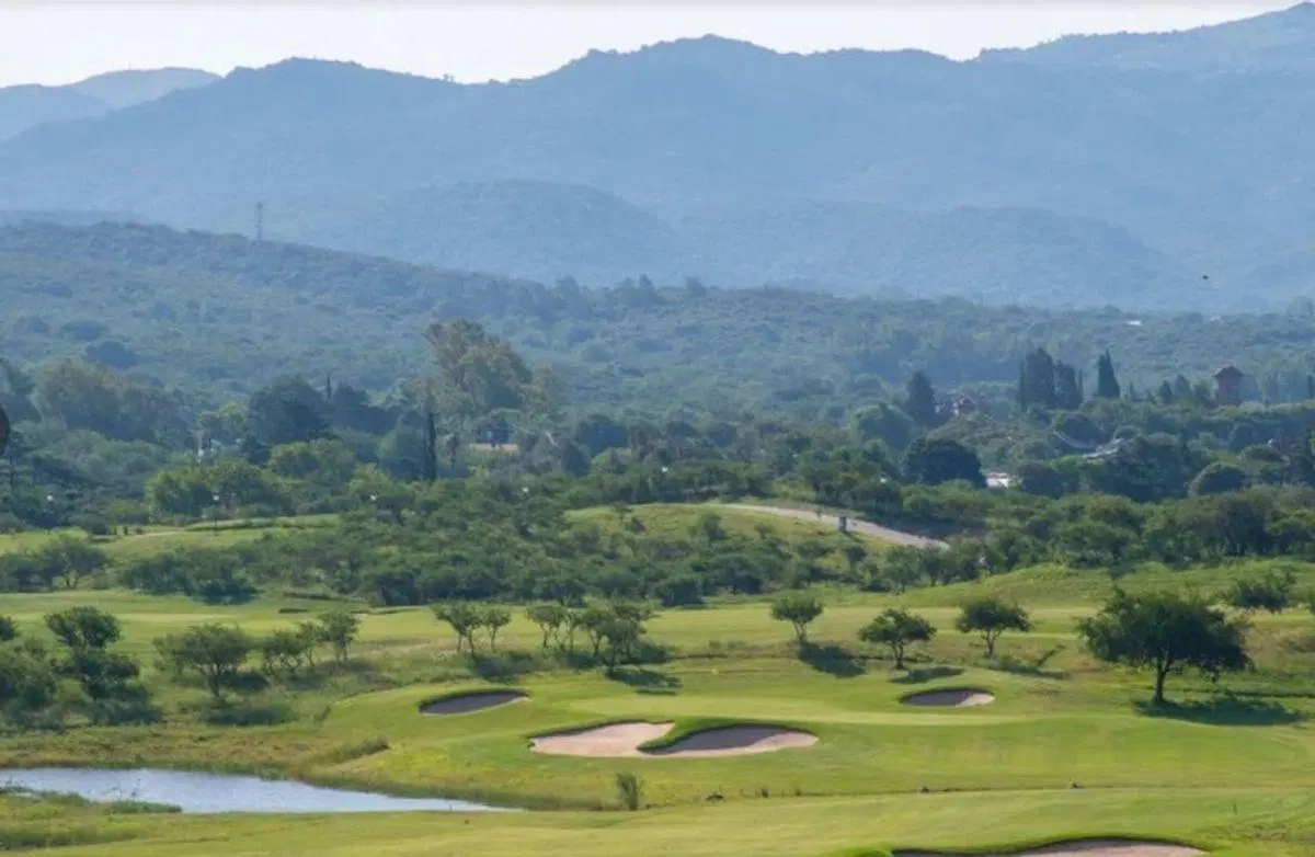 VENTA LOTE ESTANCIA EL TERRON GOLF CLUB 4