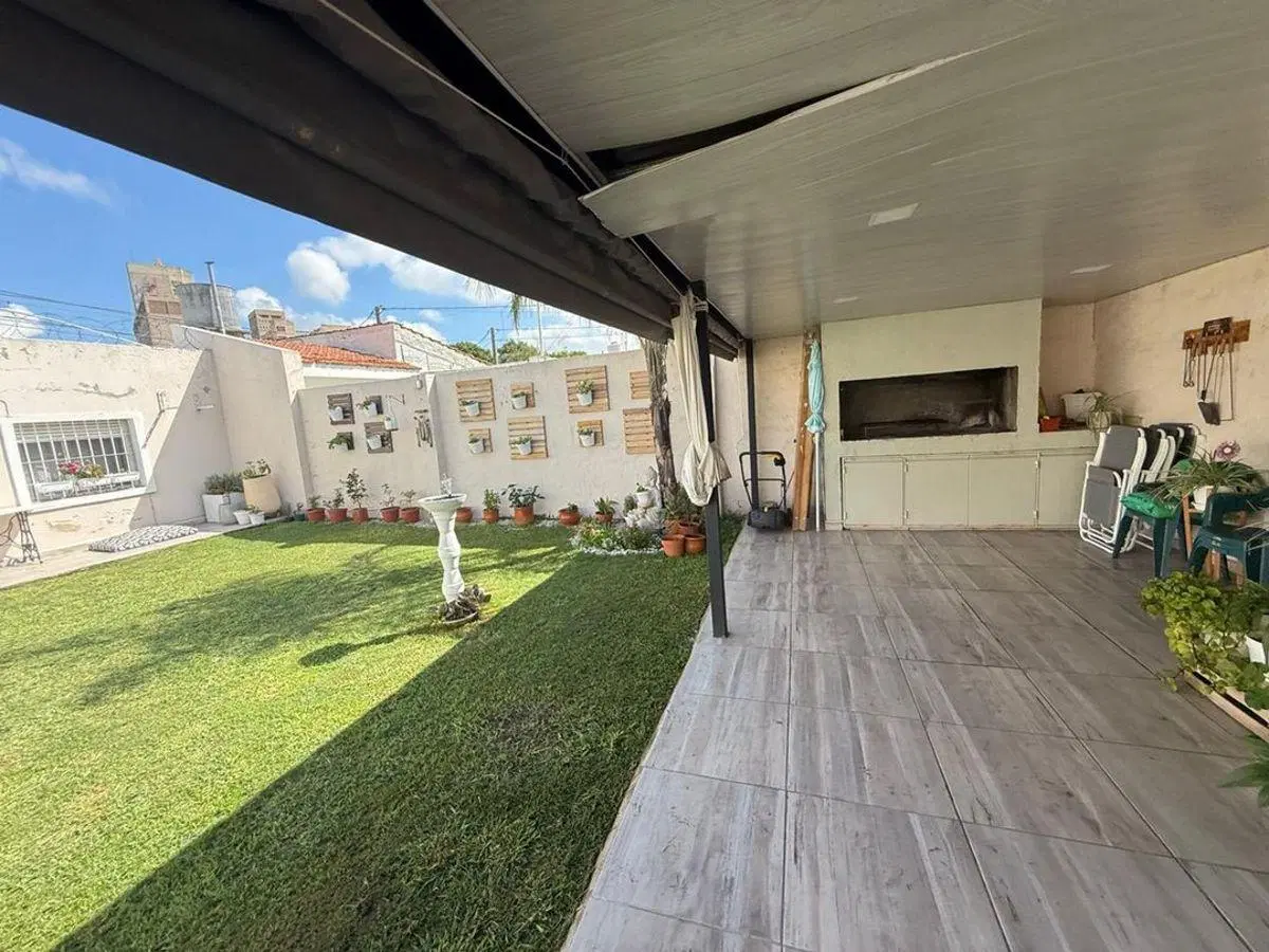 ALQUILER DISPONIBLE ALTOS VELEZ SARSFIELD 2