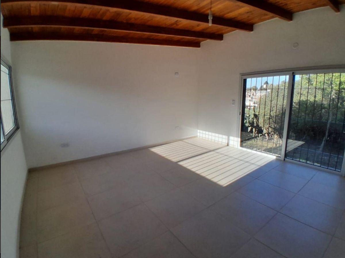Foto de Casa en Alquiler en Cerro del Sol, 2 dorm, con patio amplio y vista, a, imagen 5