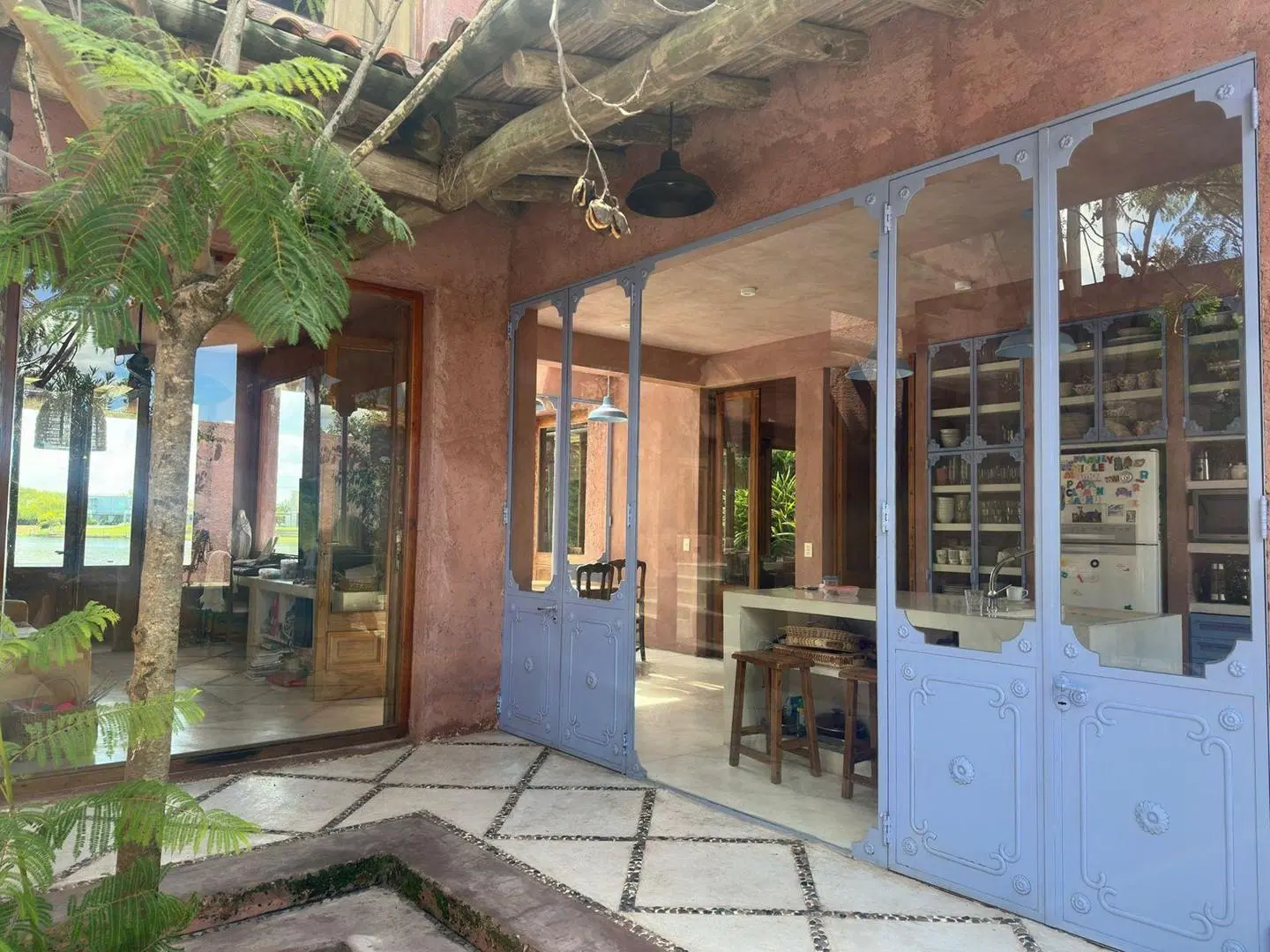 Venta Casa a la Laguna 6 ambientes en San Benito Villanueva Tigre 4