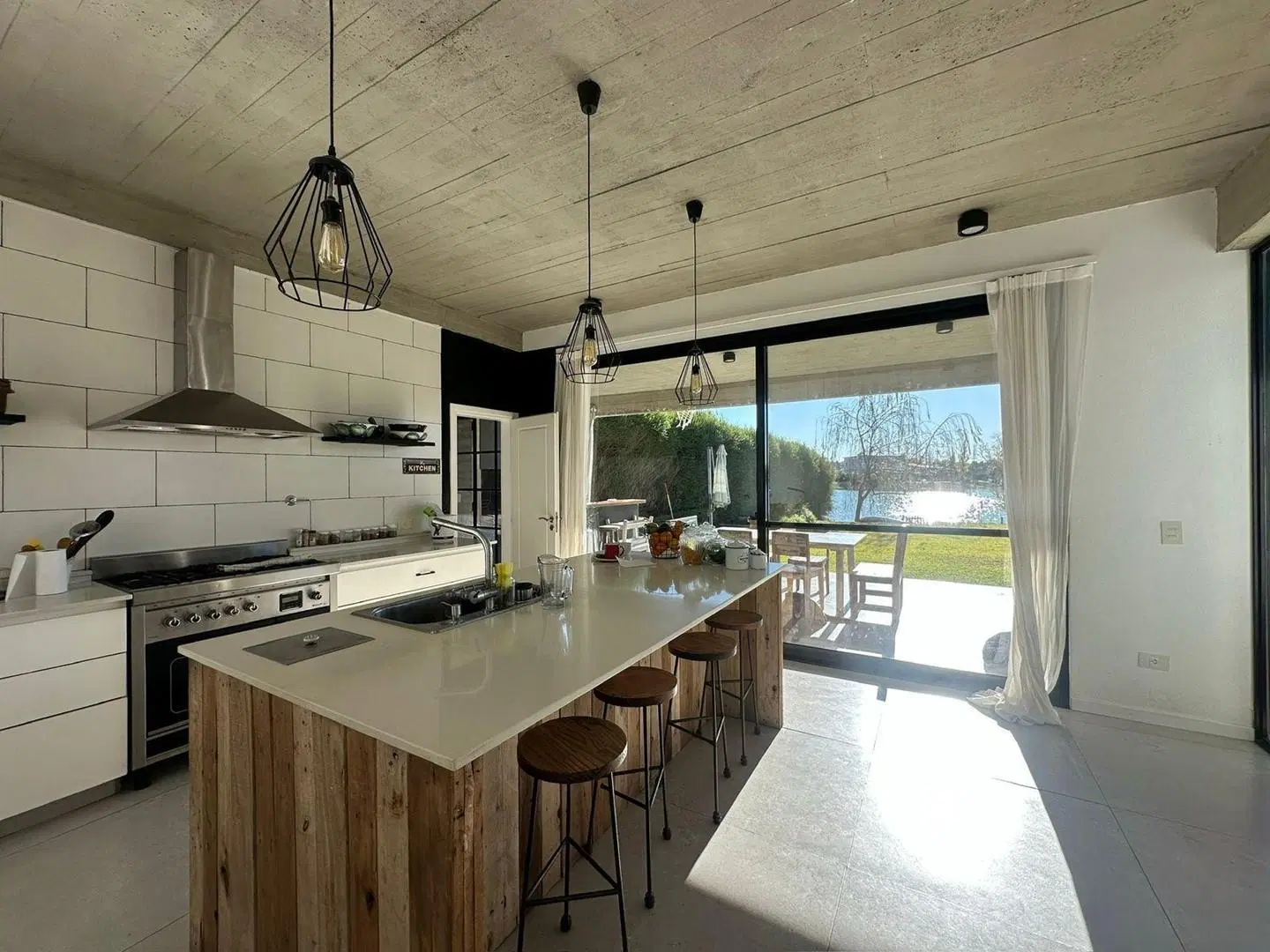 Casa en Alquiler en El Cantón, Escobar, G.B.A. Zona Norte 3