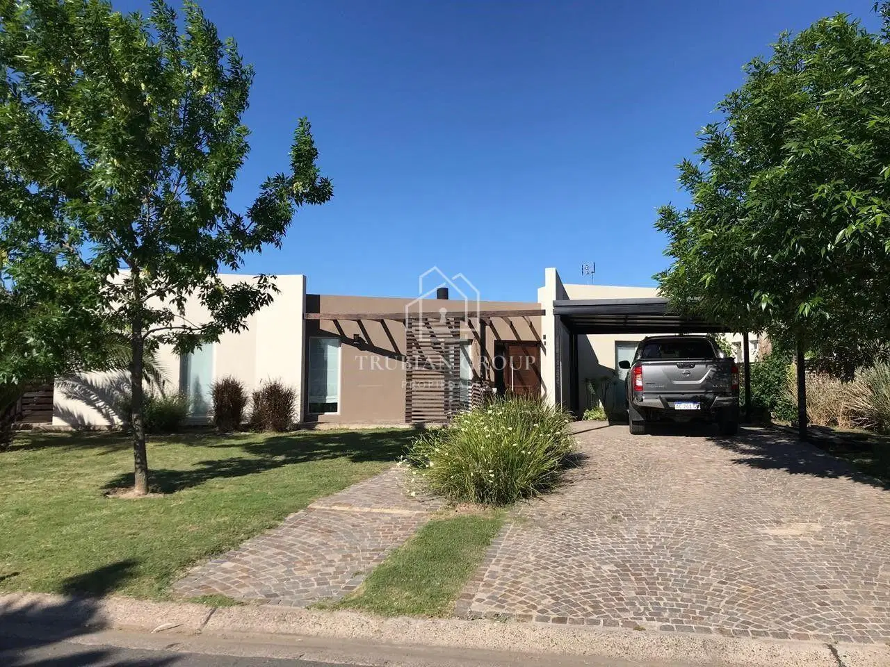 Casa en Venta en San Benito, Villanueva, Tigre • AT 8
