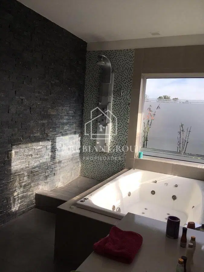 Casa en Venta en Santa Teresa, Villanueva, Tigre • AT 8