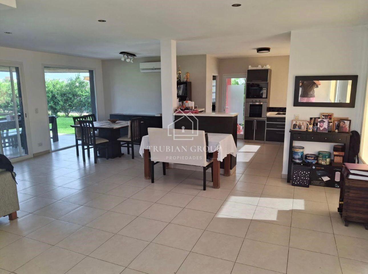 Foto de Casa en Alquiler en El Cantón, Escobar, G.B.A. Zona Norte • YM, imagen 2