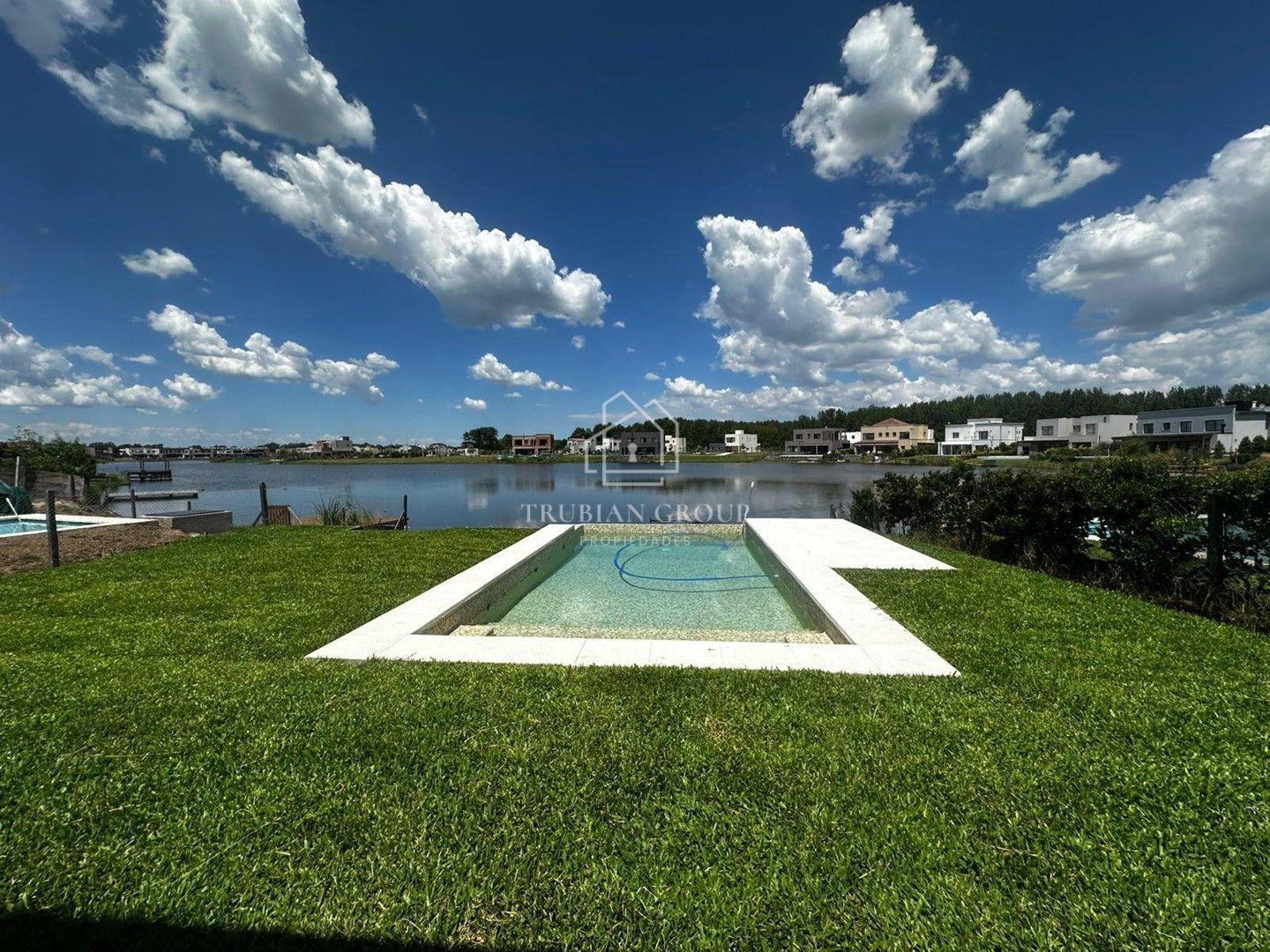Foto de Casa a estrenar a la Laguna en venta en Santa Ana, Villanueva, Tigre •, imagen 1