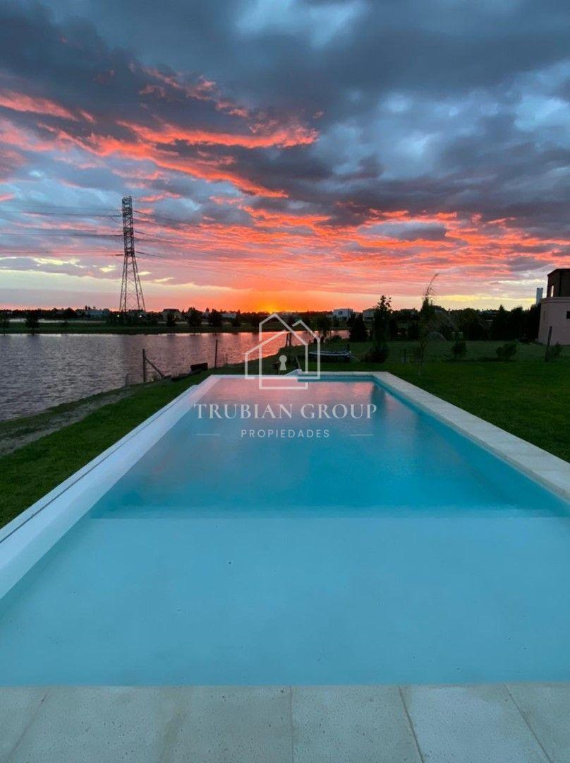 Foto de la propiedad en Boulevard de Todos los Santos. 4500, Villanueva, Tigre
