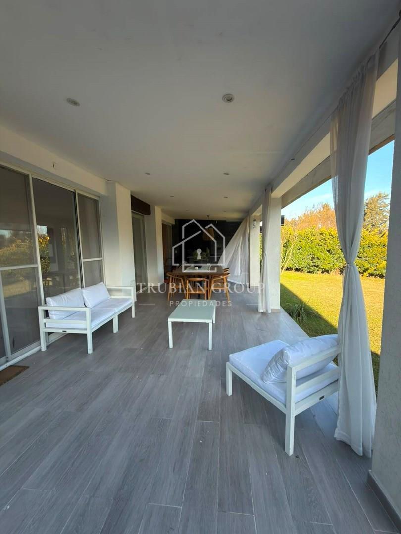 Foto de Casa en Alquiler a la Laguna en Nordelta Cabos del Lago • AT, imagen 3