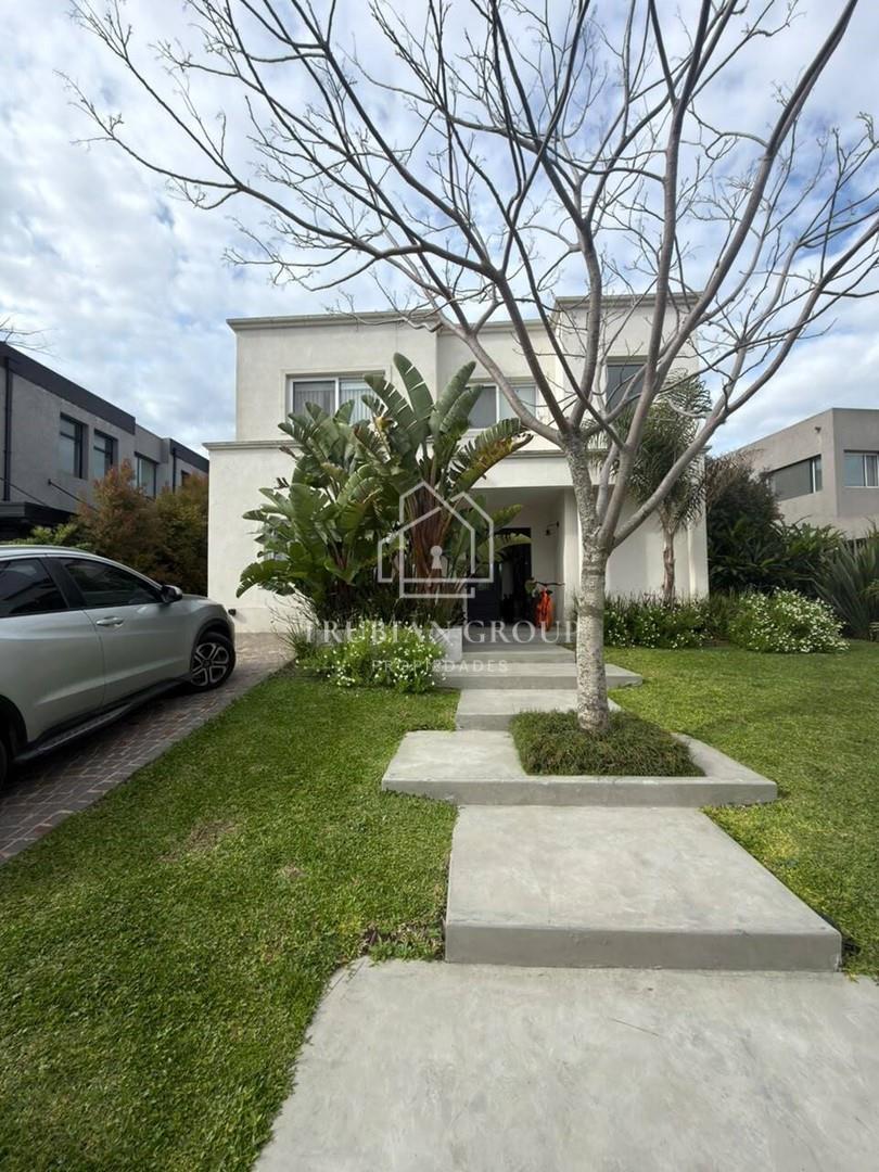 Foto de Casa en Venta en Castaños, Nordelta, Tigre, imagen 1
