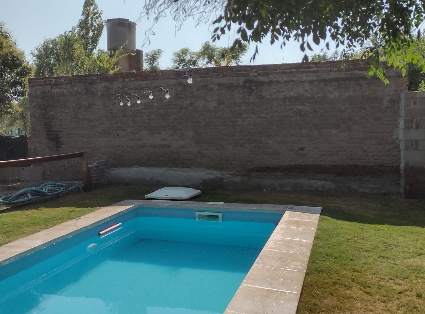 Foto de Casa con pileta + Dpto/ Local Villa del Prado, Córdoba, imagen 1