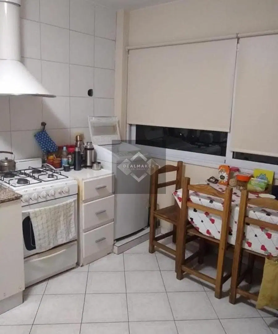 Departamento sobre calle G. Paz 2