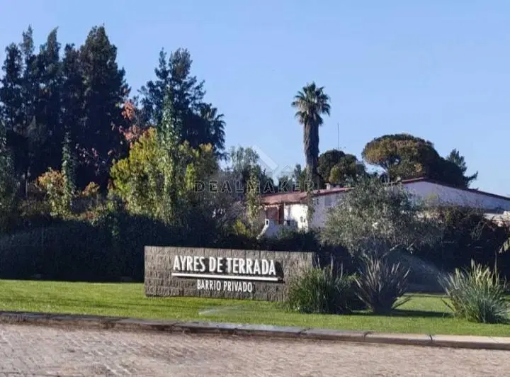 Casa en pozo a estrenar B° Aires de Terrada 2
