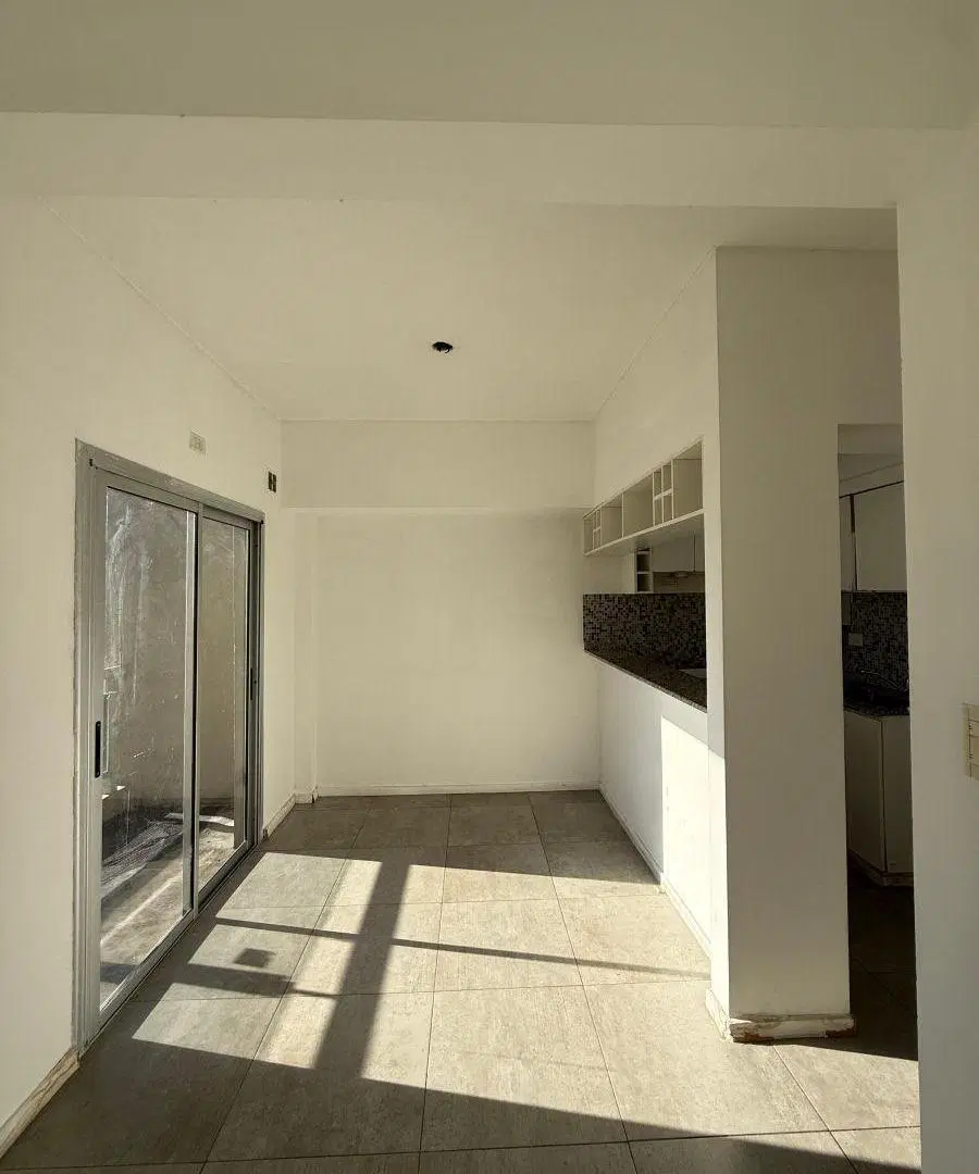 ALQUILER – DEPARTAMENTO 2 AMBIENTES 3
