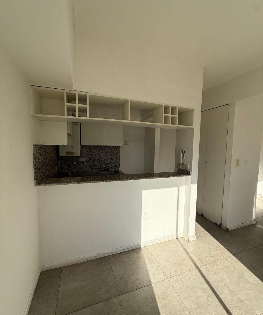ALQUILER – DEPARTAMENTO 2 AMBIENTES. WILDE.