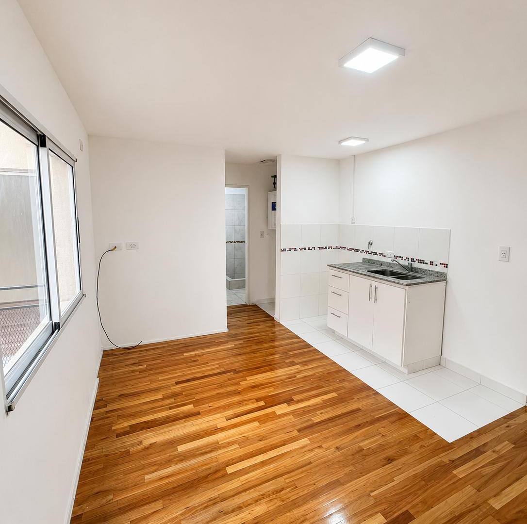 Foto de DEPARTAMANTO DE DOS AMBIENTES EN ALQUILER WILDE, imagen 5