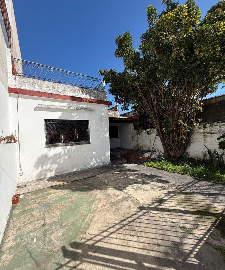 Foto de CASA 3 AMBIENTES CON COCHERA Y PATIO EN ALQUILER, imagen 4