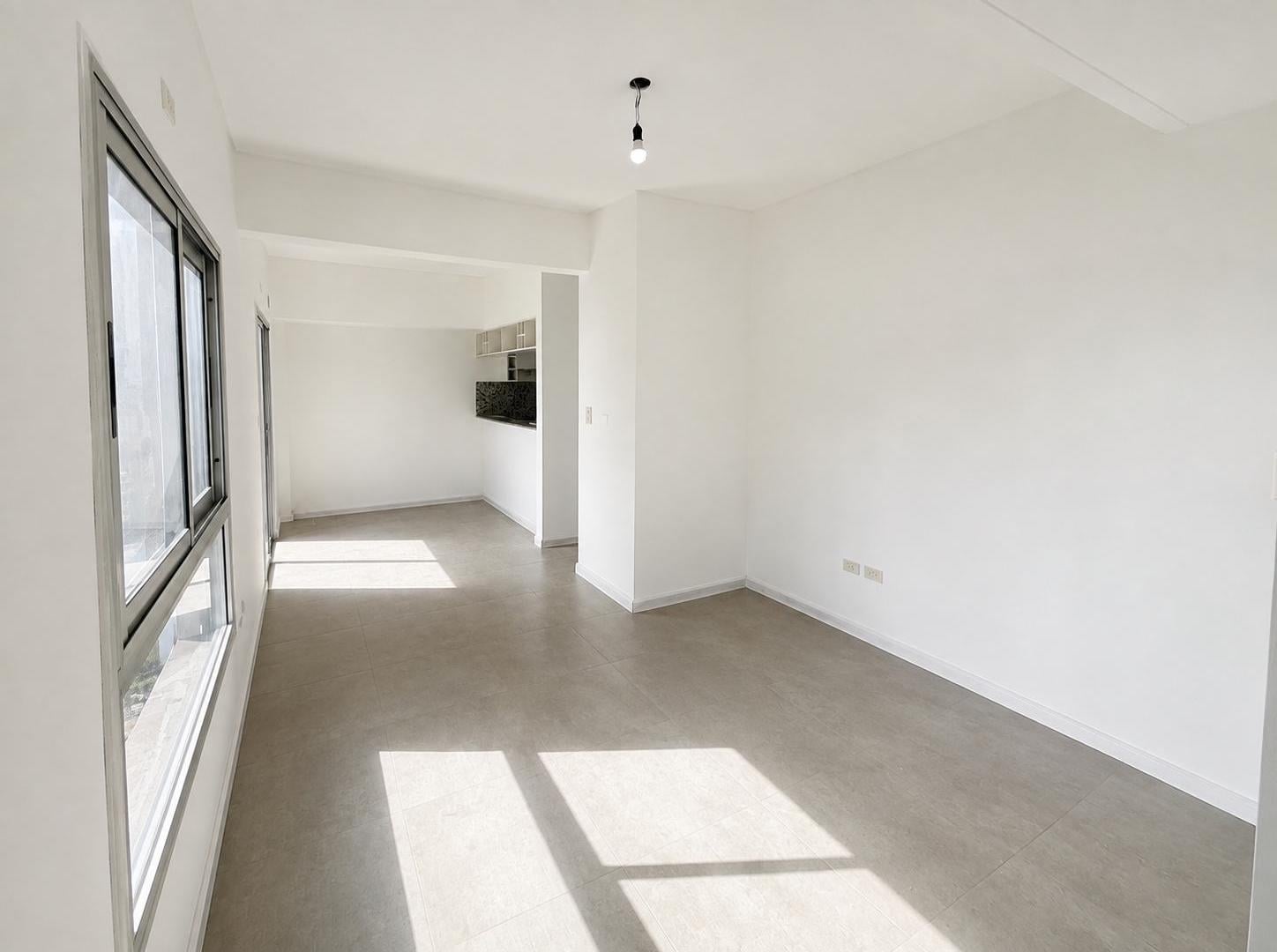 Foto de DEPARTAMENTO DE DOS AMBIENTES WILDE CENTRO EN ALQUILER, imagen 1