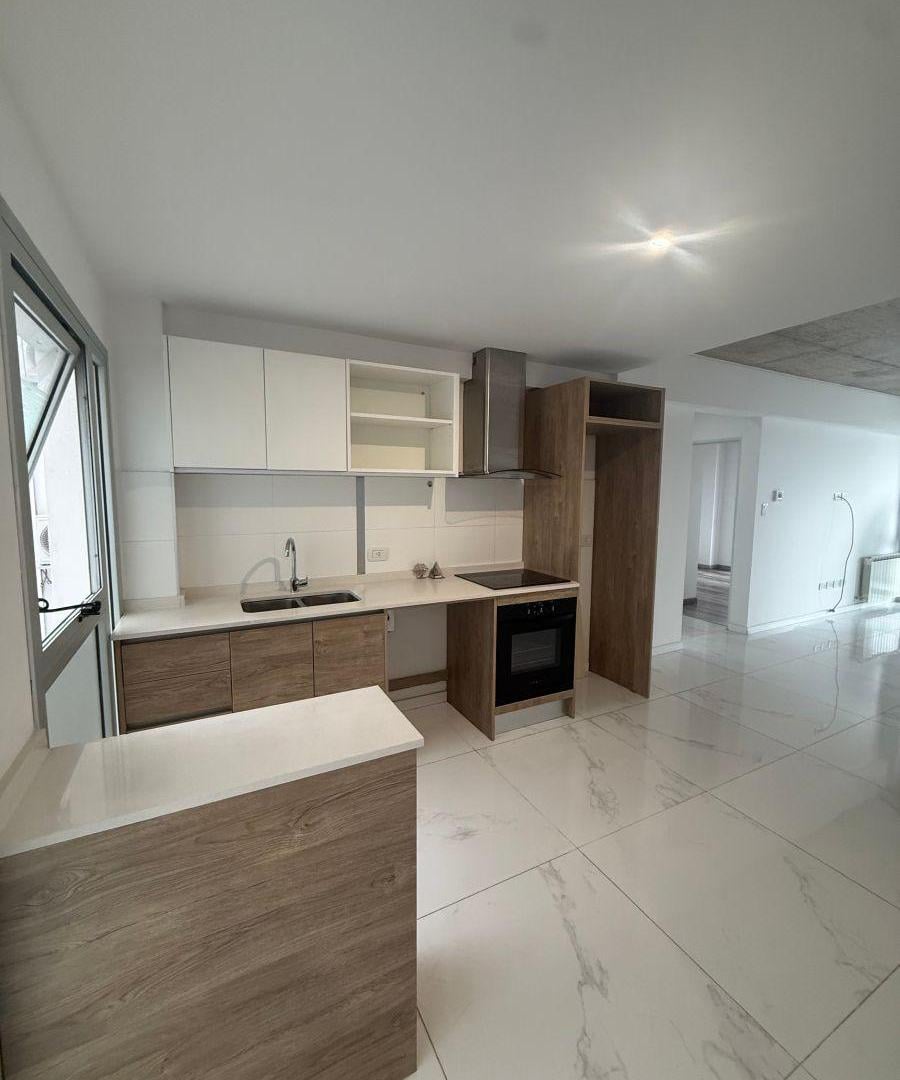 Foto de DEPARTAMENTO 3 AMBIENTES EN ALQUILER, imagen 2