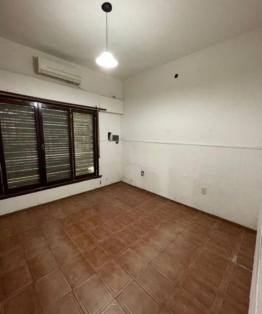 Foto de CASA 3 AMBIENTES BUENA UBICACIÓN, imagen 3