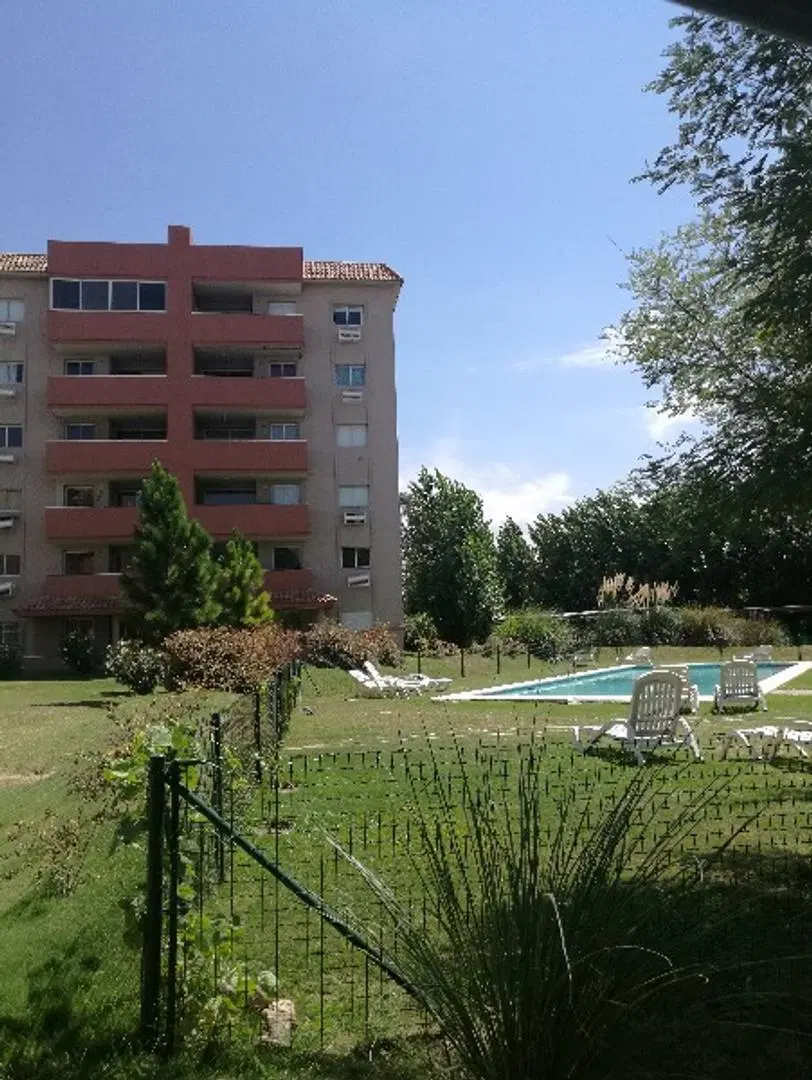 HOUSING BARDAS  - DPTO de 3 DORM y balcón con asador!!! 3