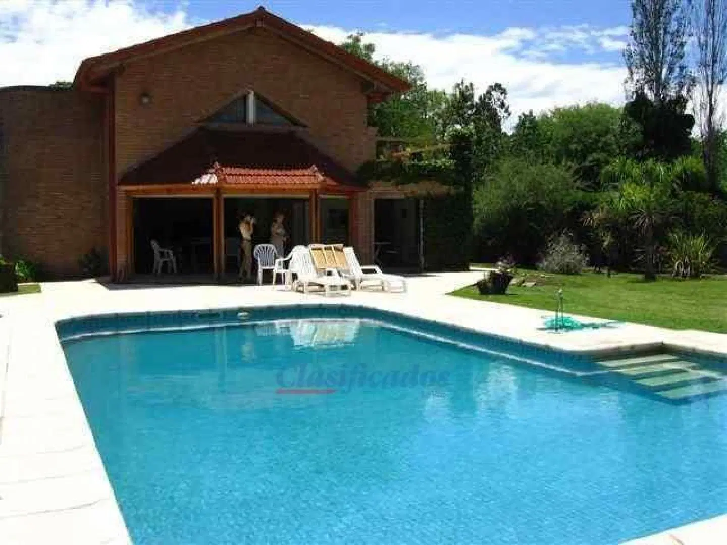 Bº VILLA BELGRANO - CASA 800 M² Cubiertos  - TERRENO 4000 M² 3