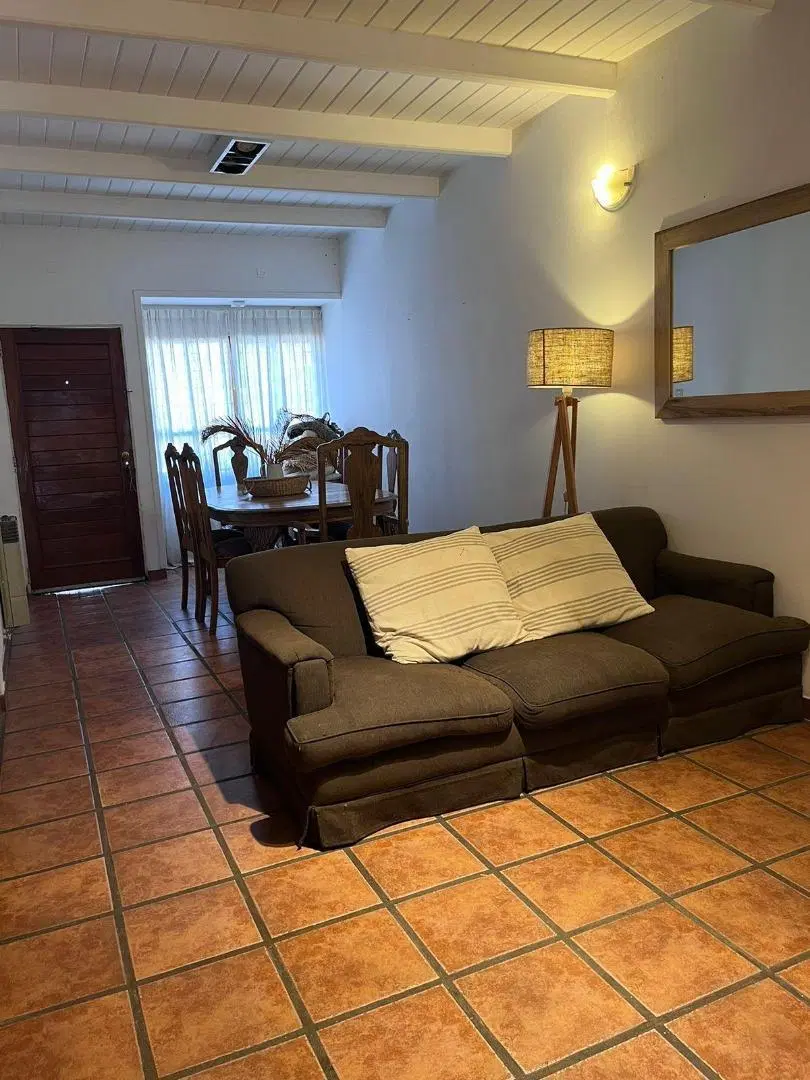 Cerca de La Tablada! Dúplex de 3 dorm con pileta 3