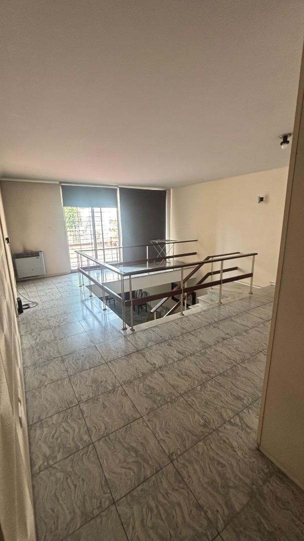 Foto de Casa en Zona Tribunales 1 - 3 Dorm. 3 Baños, imagen 4