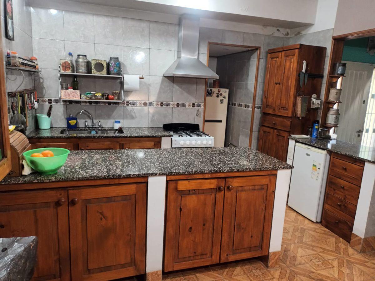 Foto de Venta casa 4 ambientes. Alexander Flemming y Chaco. Bernal Oeste, imagen 2