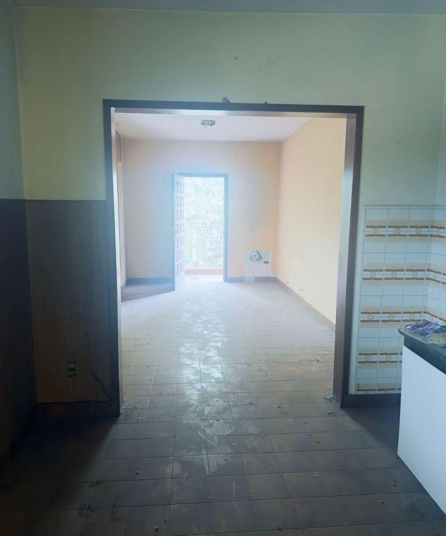 Foto de Venta casa con galpón Allison Bell entre Echeverria y Marmol, imagen 5