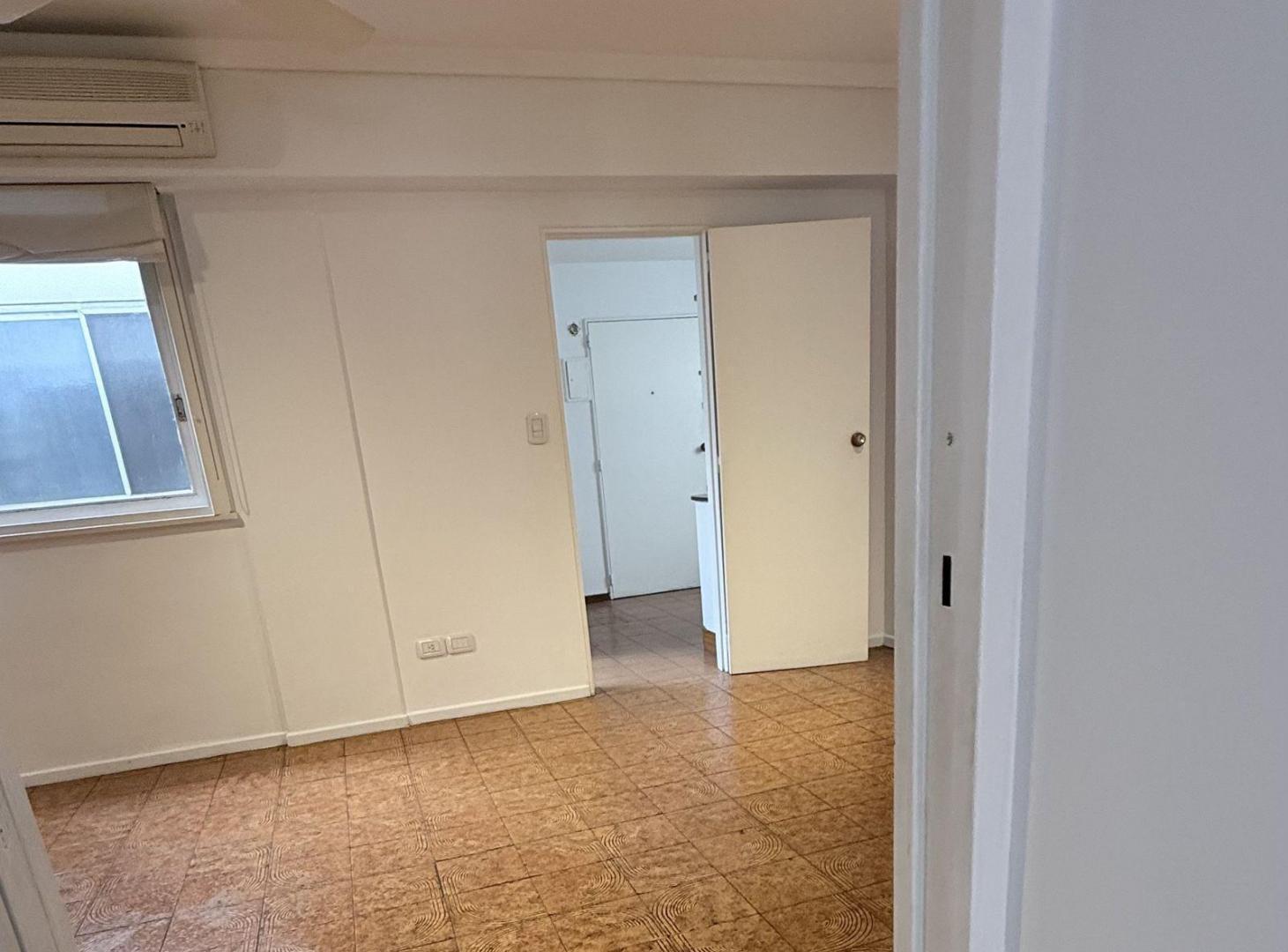 Foto de Semipiso 5 ambientes con cochera y dependencia - Apto Crédito, imagen 5